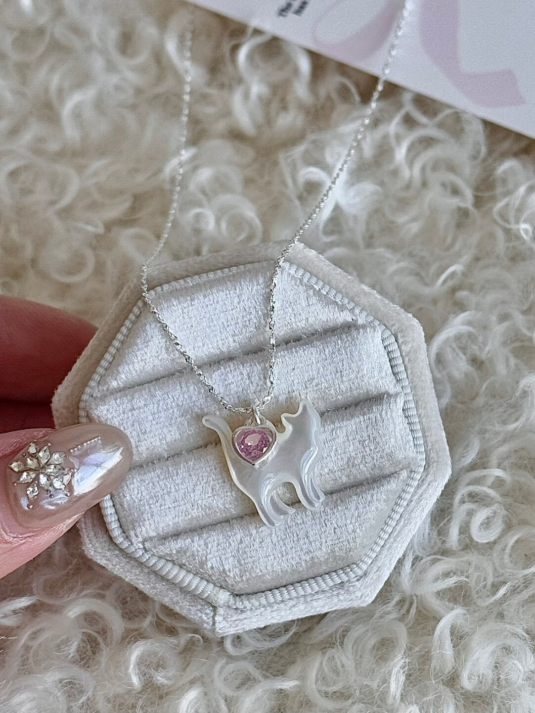 LolaWhite "Cloud Kitten" S925 Sterling Silver Mother-of-Pearl Cat Pendant Necklace with Heart Zircon - Playful & Sweet