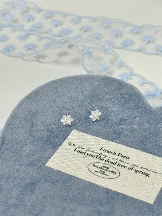 LolaWhite "Edelweiss" Solid S999 Sterling Silver Snowflake Stud Earrings - Winter Collection, Cute & Fresh Ins Style