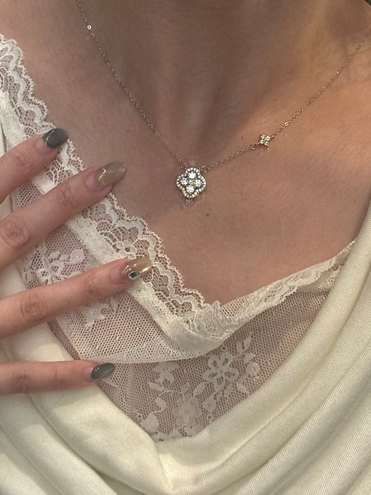 LolaWhite "Law of Light-Years" S925 Sterling Silver Sparkling Four-Leaf Clover Necklace - Unique & Elegant