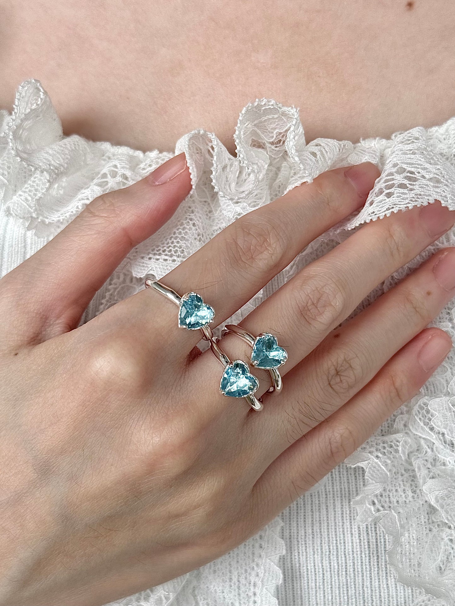 Adjustable Azure Heart Ring (925 Silver)