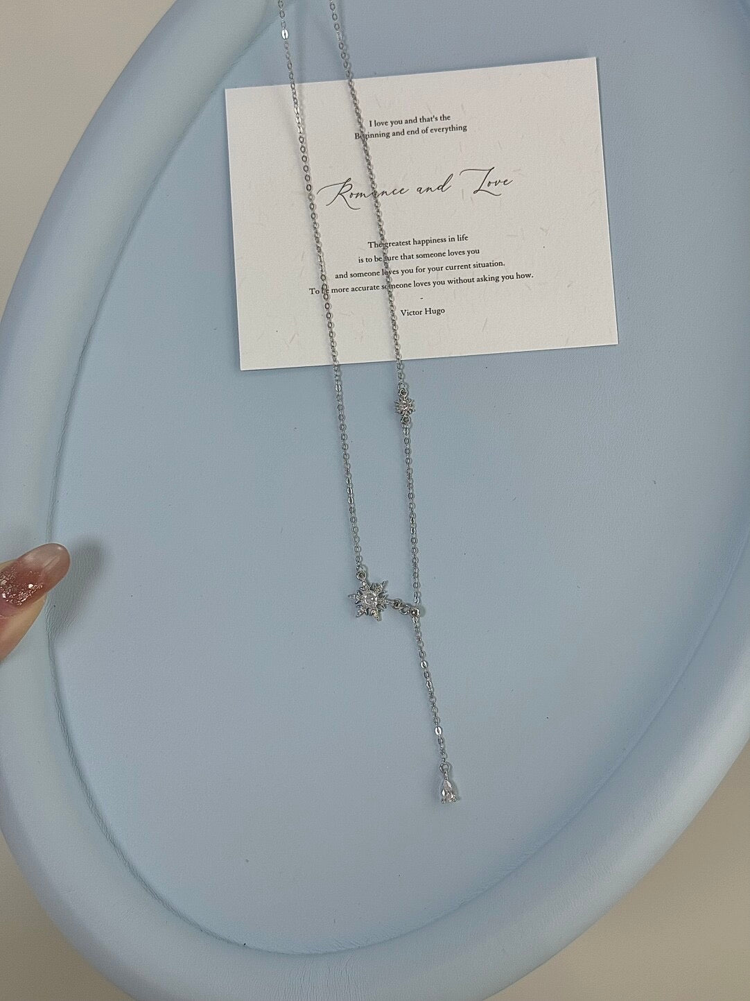 LolaWhite "Falling Snowflake" S925 Sterling Silver Winter Snowflake Collarbone Necklace - Delicate & Refined Long Chain