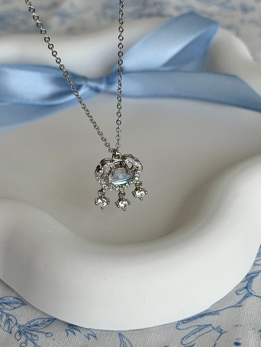 롤라화이트 "문릿 오스" 솔리드 999 스털링 실버 프로텍션 로켓 목걸이 (블루 문스톤 세팅) - 차갑고 신비로운 분위기, 행운을 가져다줍니다