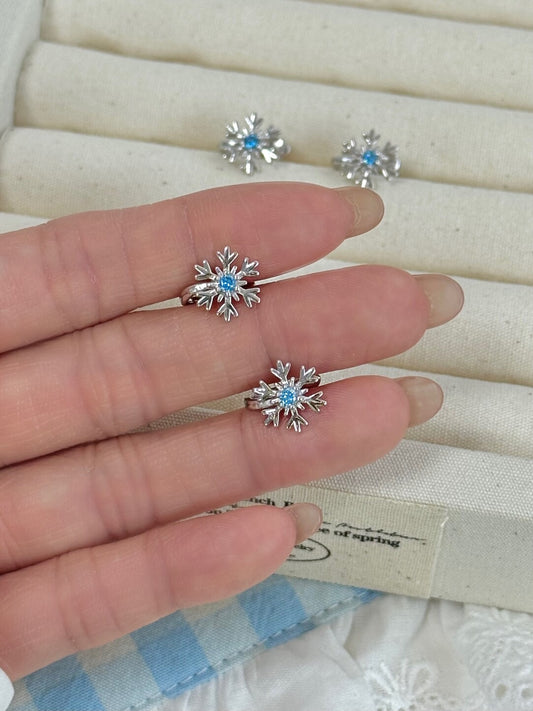 LolaWhite "Snowland Love Letter" Solid 999 Pure Silver Blue Zircon Snowflake Earrings&Cuffs