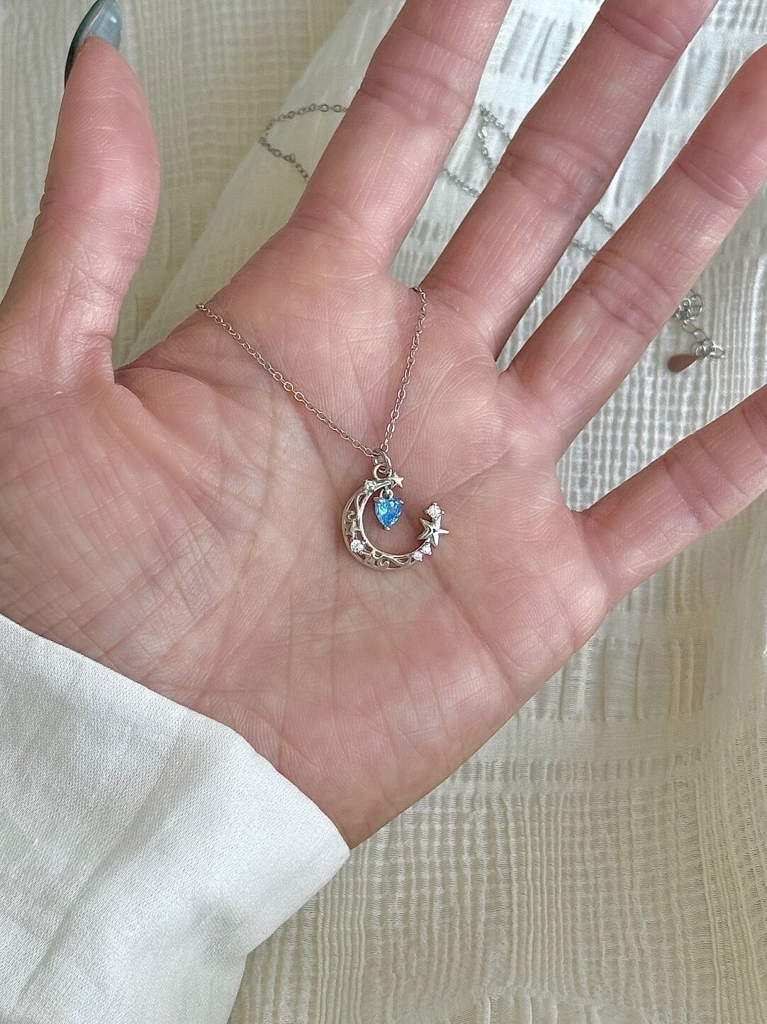 롤라화이트 "블루문의 심장" S925 스털링 실버 천상 목걸이