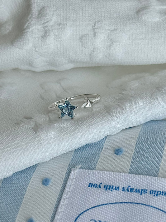 LolaWhite "Deep Sea Star" S925 Sterling Silver Ocean Blue Star Zircon Ring - Sophisticated Open Design