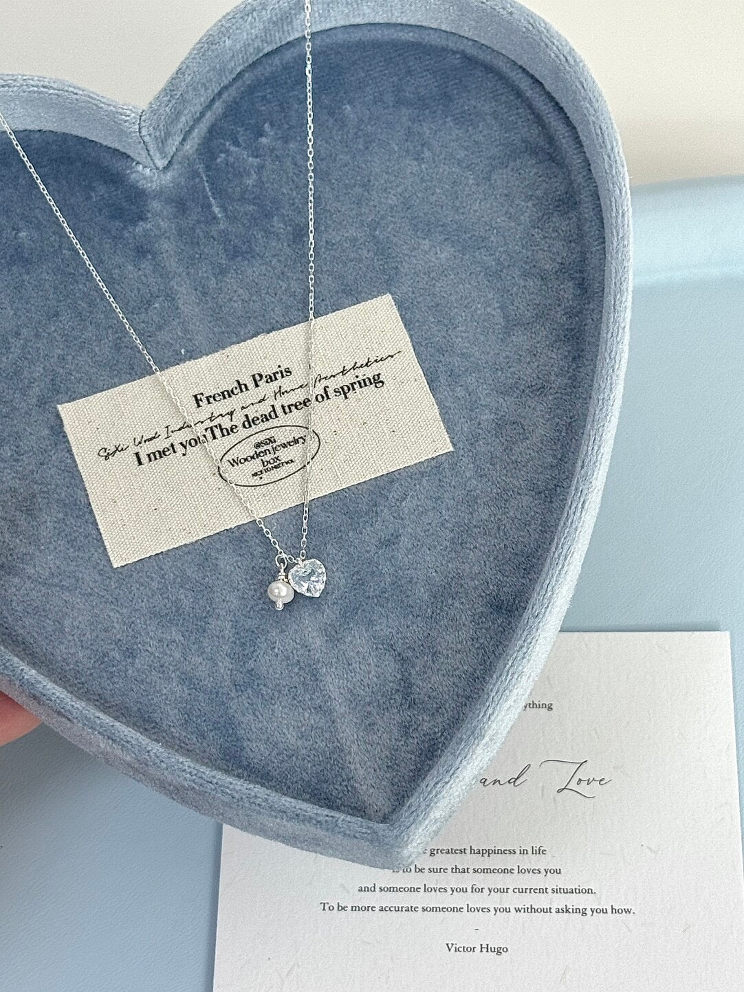 LolaWhite "Frosted Heart Sea" S925 Sterling Silver Ice Blue Heart Pendant Collarbone Necklace - Versatile & Elegant