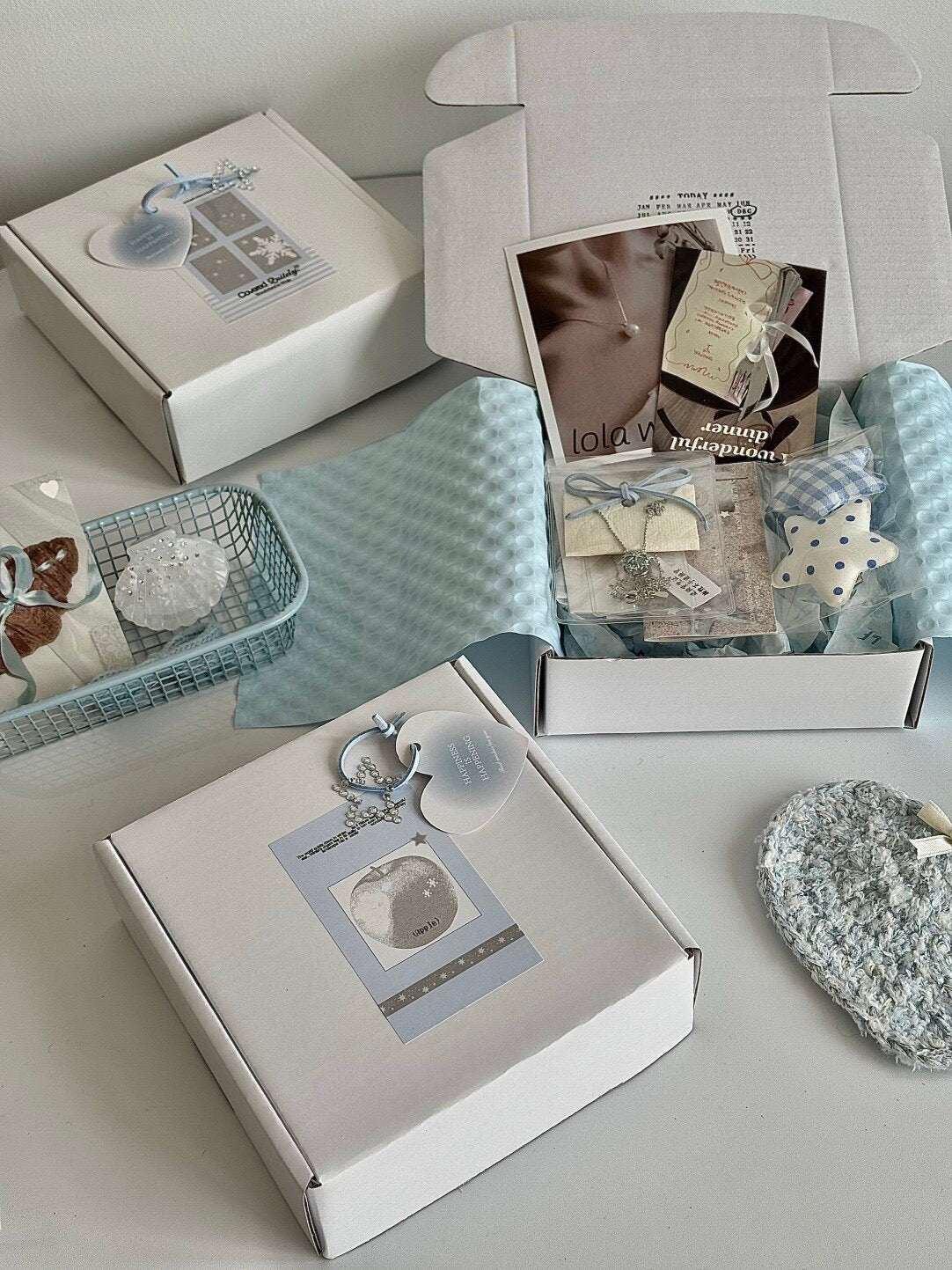 롤라화이트 "별빛 촛대" 펜던트 목걸이 - 빈티지 &amp; 아이시한 감성