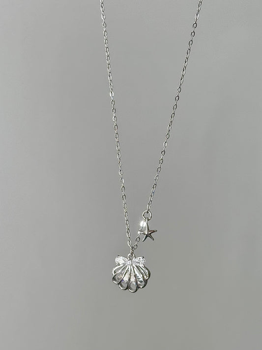 Dear Lola "Satin Starlight Kiss" Solid S999 Silver Shell Necklace