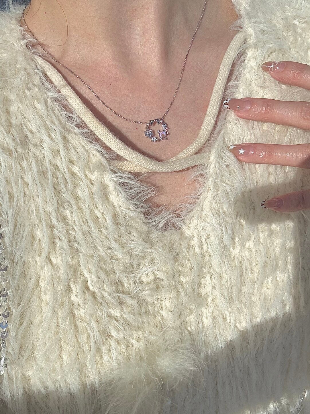 DearLola "Moonlit Garden" S925 Sterling Silver Moon & Floral Wreath Necklace - Dreamy Auroral Glow & Ethereal Elegance