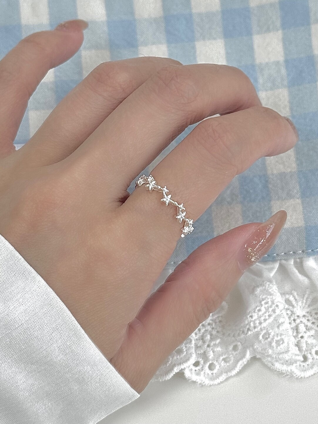 LolaWhite "Stellar Monologue" S925 Sterling Silver Open Star Ring - Korean 3D Star Design, Minimalist & Chic