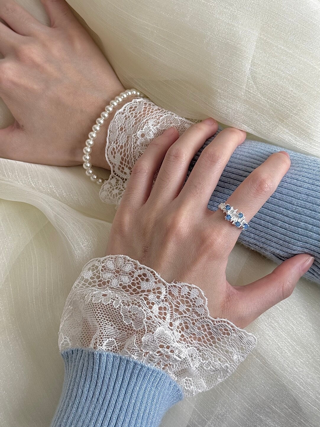 LolaWhite "Arctic Blue Tone" S925 Sterling Silver Open Ring with Glacial Blue Zircon - Icy Aesthetic & Unique Design