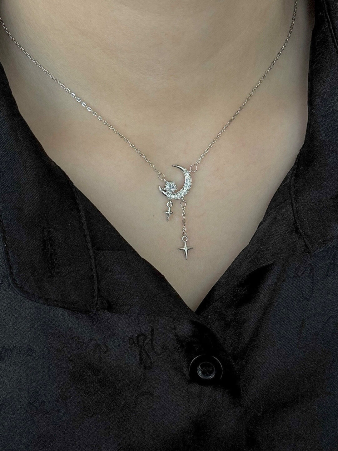 롤라화이트 "스타라이트 세레나데" 셀레스티얼 펜던트 목걸이