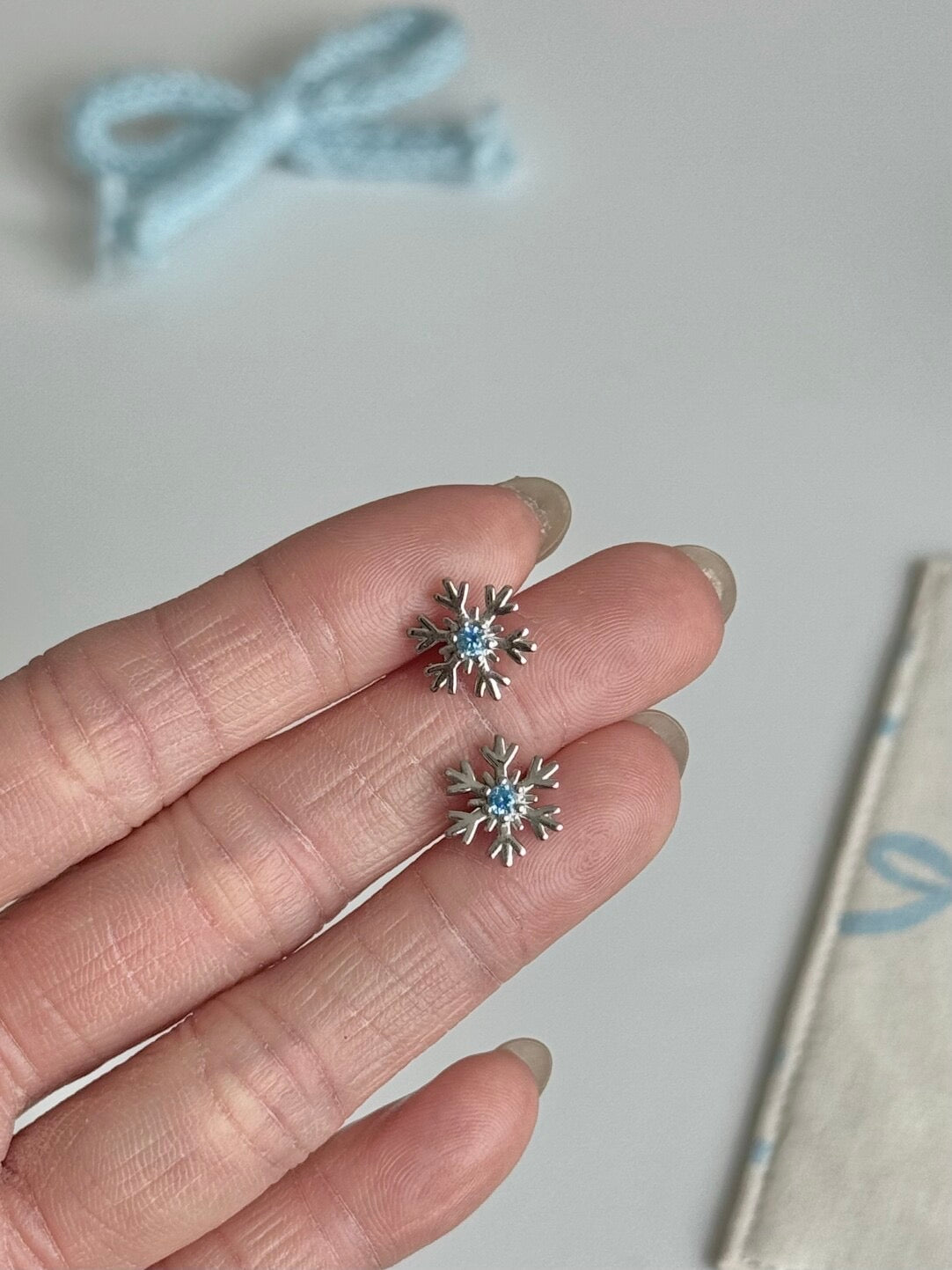 LolaWhite "Snowland Love Letter" Solid 999 Pure Silver Blue Zircon Snowflake Earrings&Cuffs