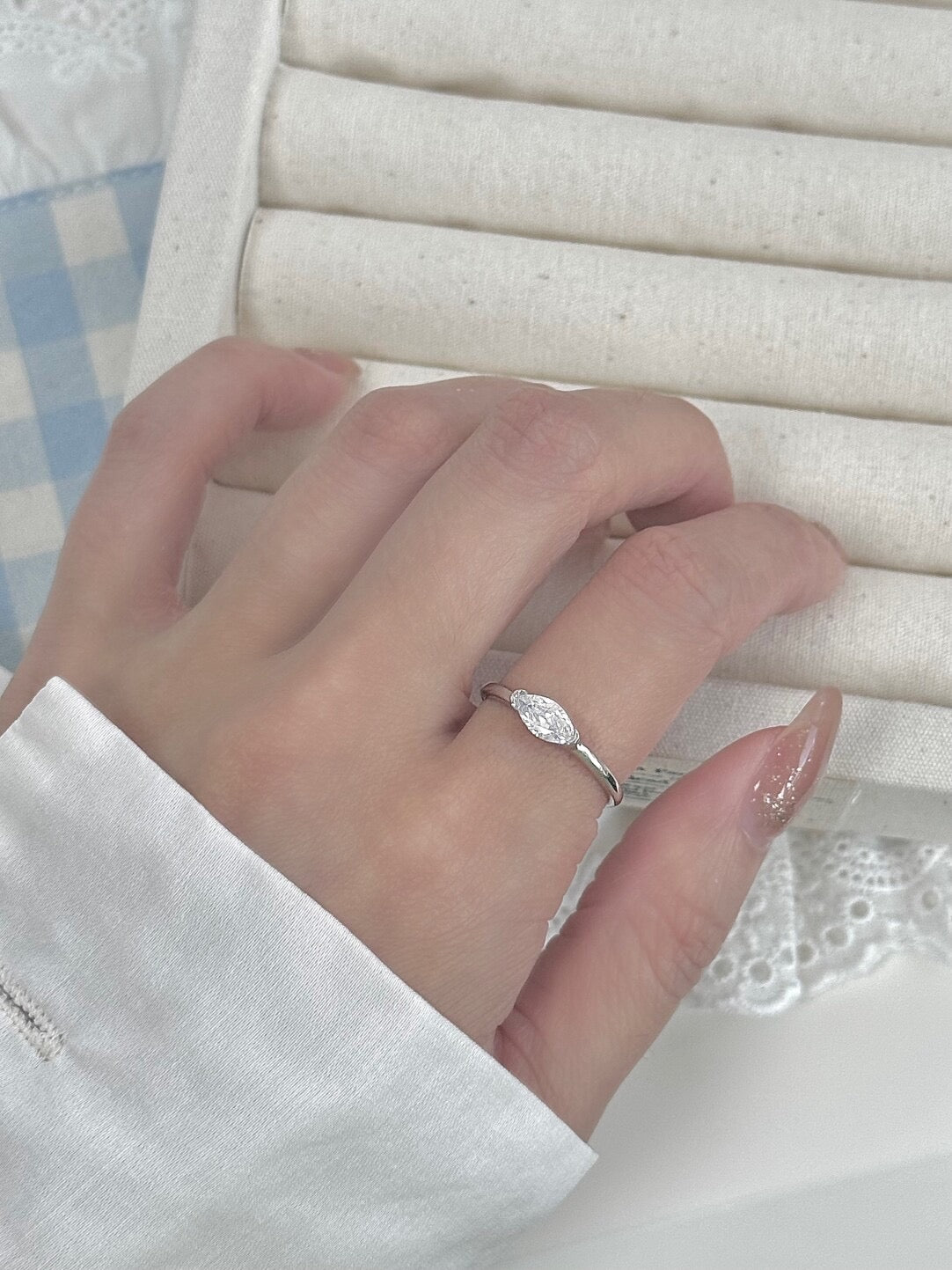 LolaWhite "Moon Shadow" S925 Sterling Silver Marquise-Cut Zircon Ring - Winter Sparkle Collection, Versatile & Elegant