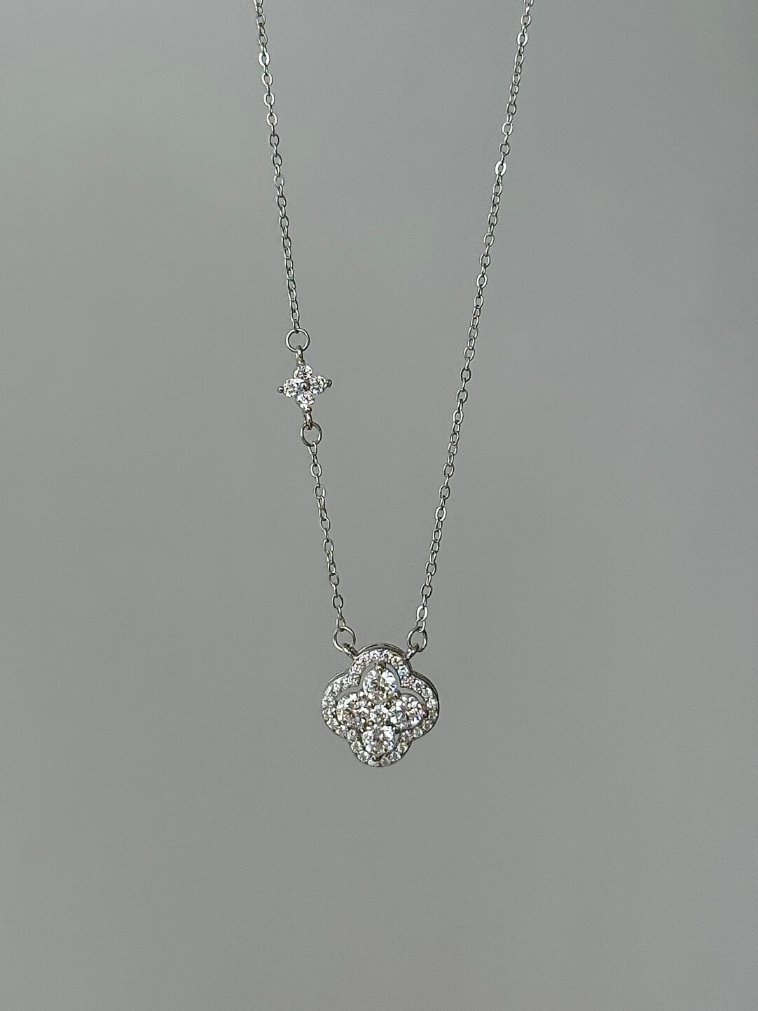 LolaWhite "Law of Light-Years" S925 Sterling Silver Sparkling Four-Leaf Clover Necklace - Unique & Elegant