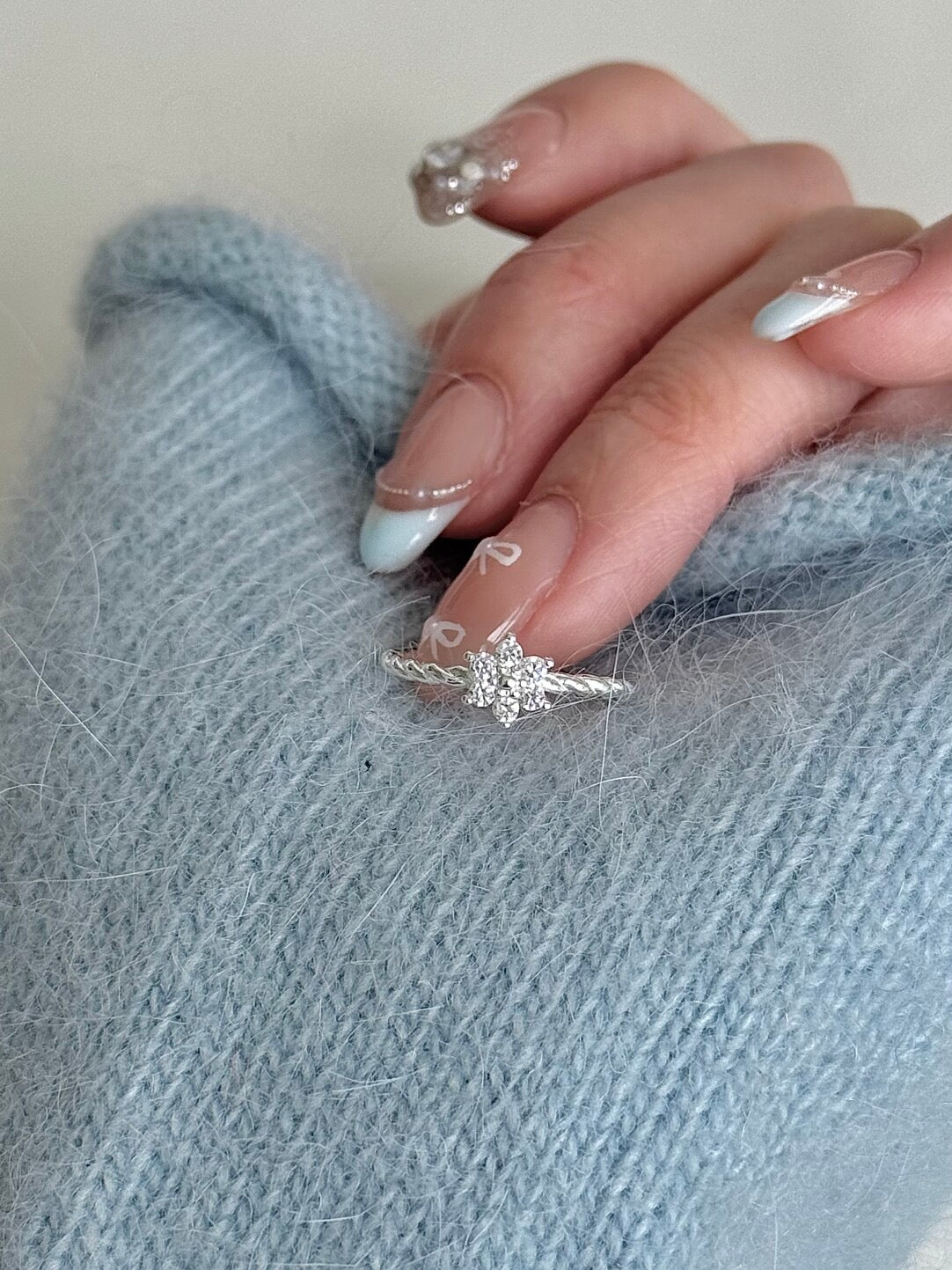 LolaWhite "In Snow's Name" S925 Sterling Silver Twisted Snowflake Ring - Unique, Versatile & Icy
