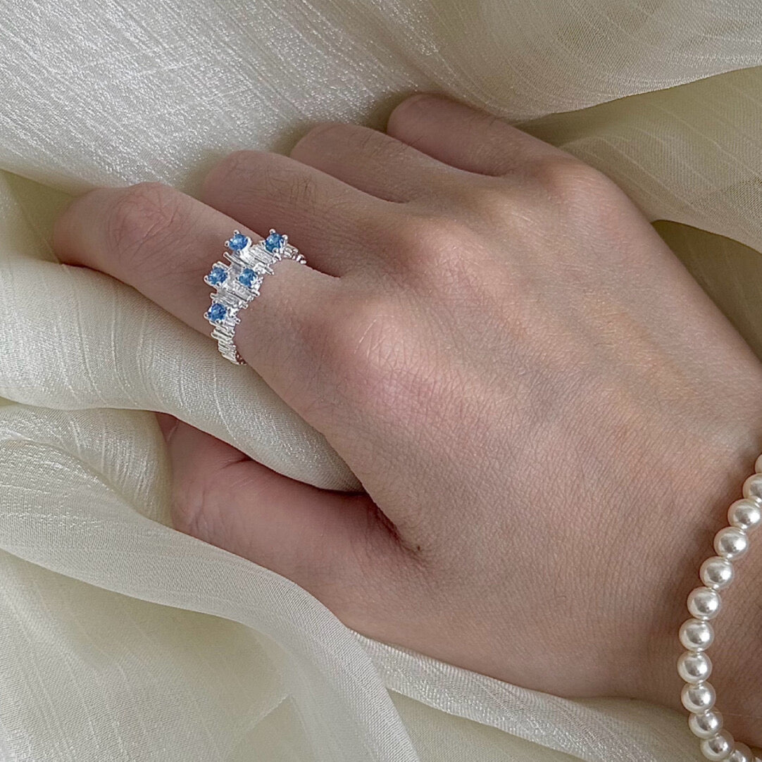 LolaWhite "Arctic Blue Tone" S925 Sterling Silver Open Ring with Glacial Blue Zircon - Icy Aesthetic & Unique Design