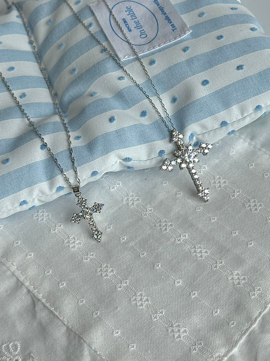 LolaWhite "Aphrodite's Descent" S925 Sterling Silver Full-Zircon Cross Pendant Necklace – Sweet&Luxe