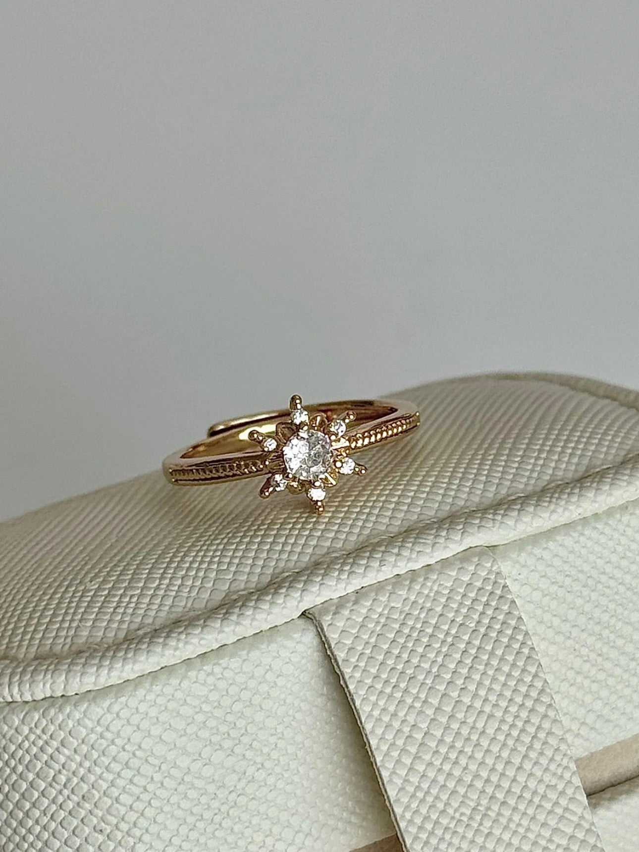 LolaWhite "Gilded Snow Sparkle" Gold-Toned Snowflake Zircon Ring - Dreamy & Elegant