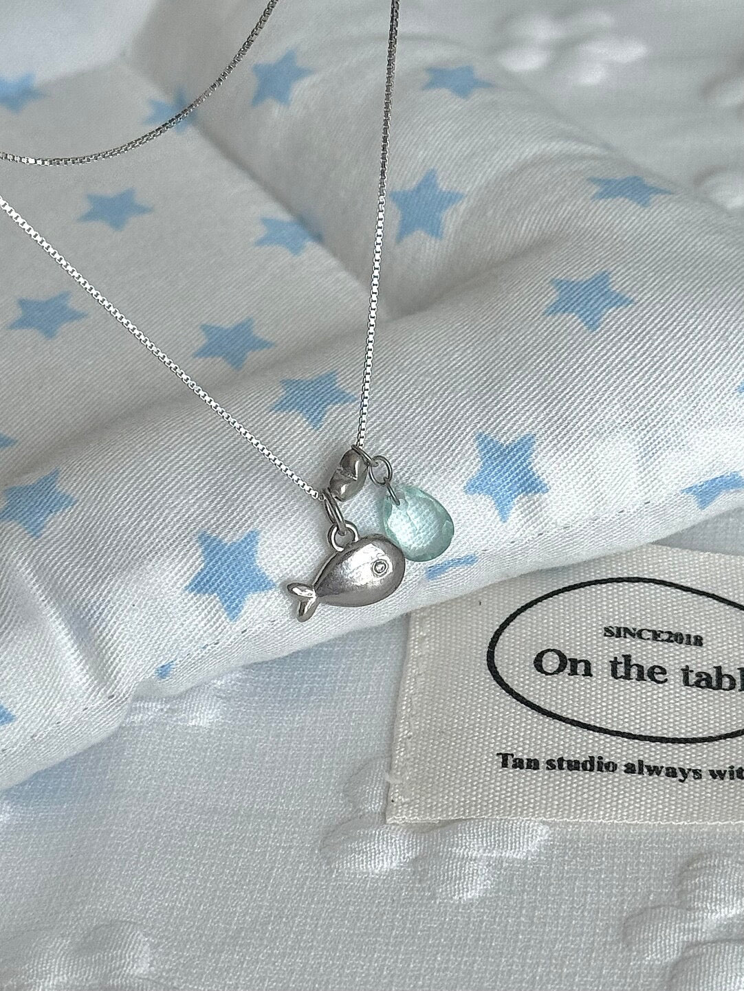 LolaWhite "Happy Little Fish" S925 Sterling Silver Kissing Fish Pendant Necklace with Heart Accent - Airy & Adorable
