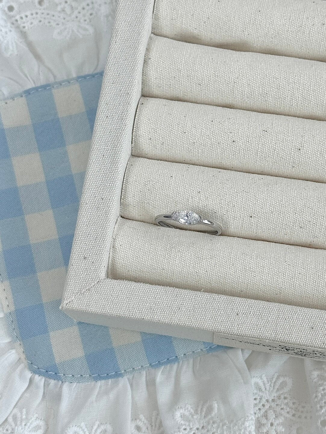 LolaWhite "Moon Shadow" S925 Sterling Silver Marquise-Cut Zircon Ring - Winter Sparkle Collection, Versatile & Elegant