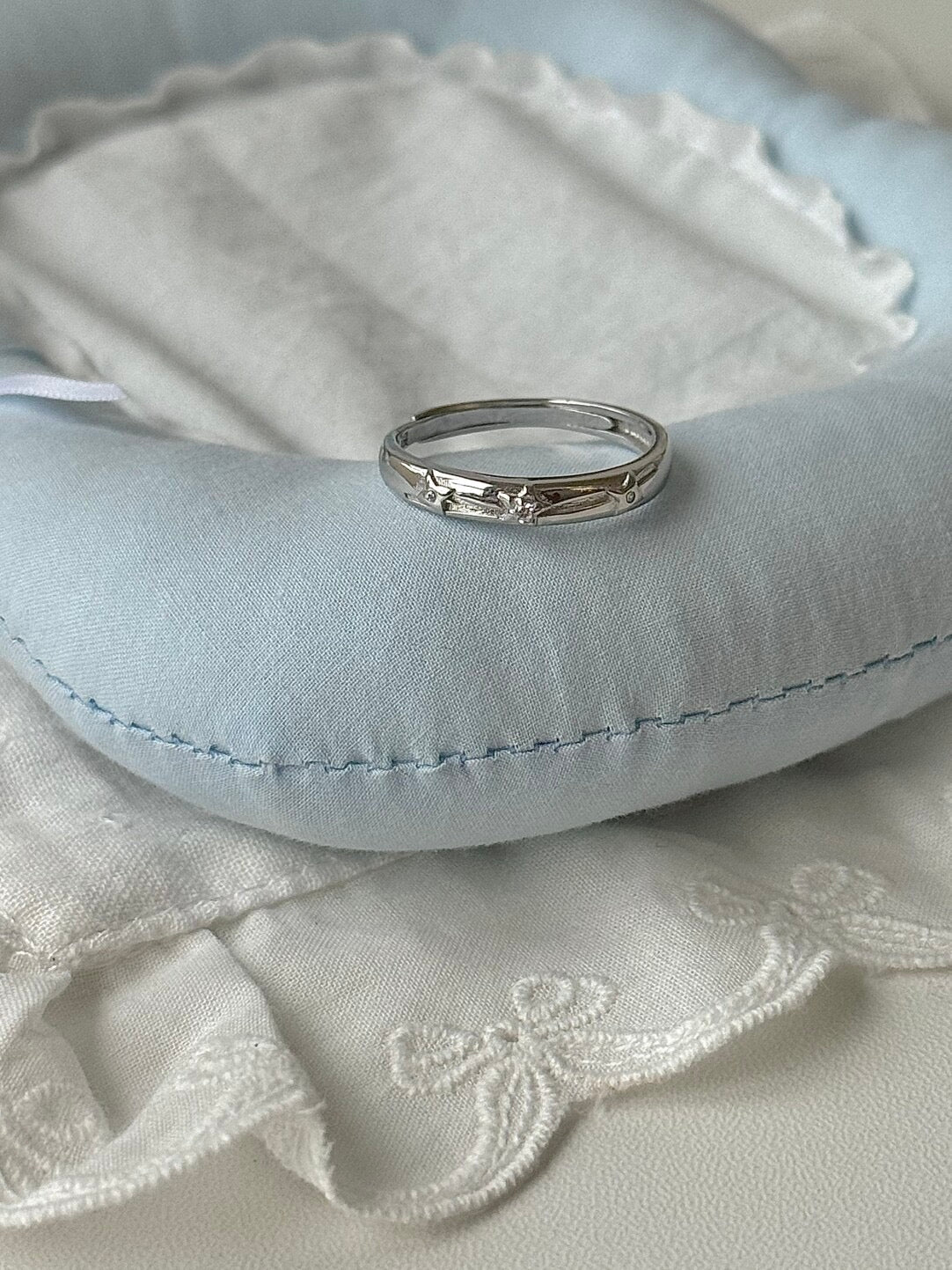 LolaWhite "Love Frequency" Solid S999 Pure Silver Couple's Ring Set with Starlight Design - Romantic & Unique