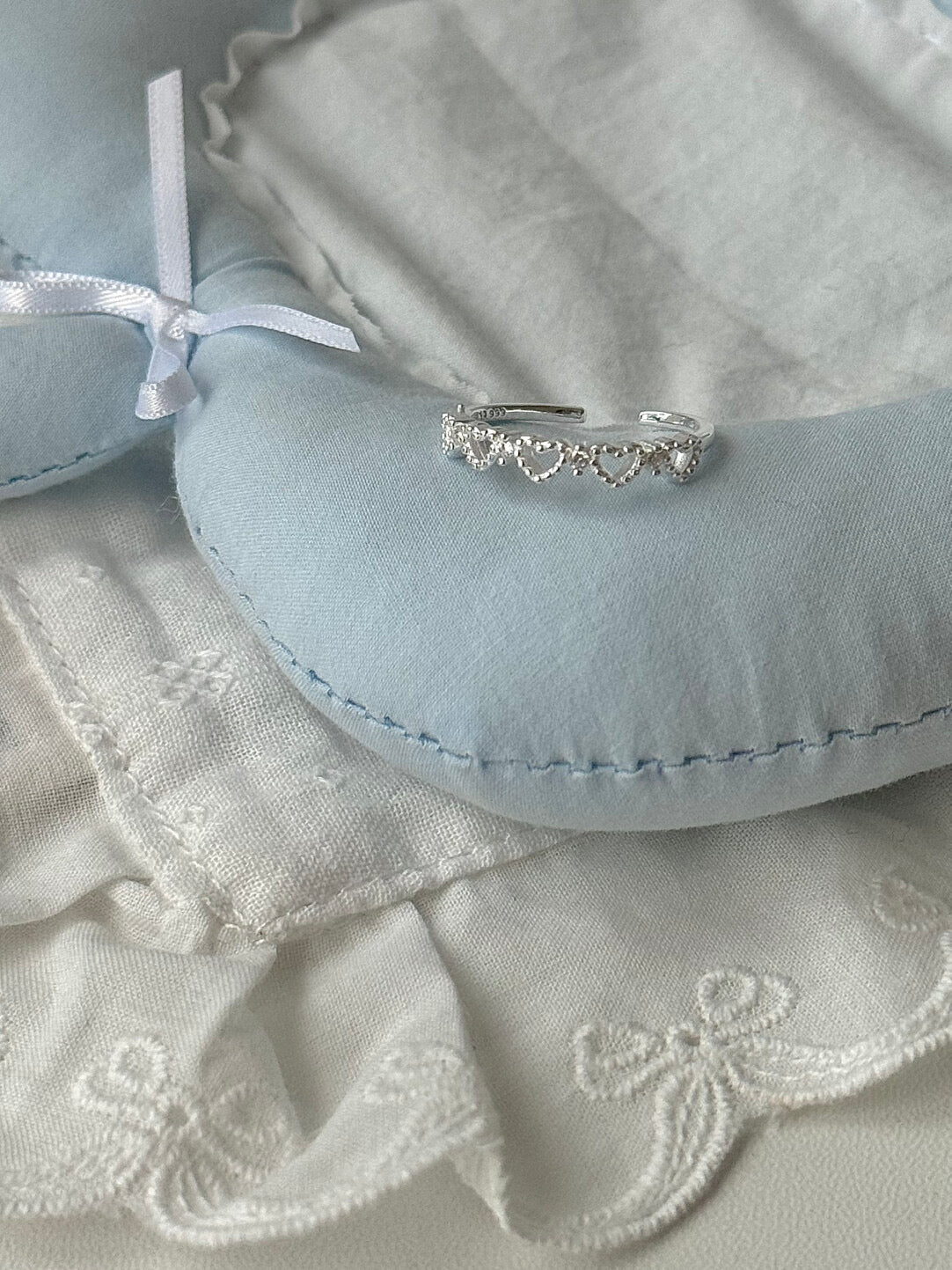 LolaWhite "Pulse of Love" Solid S999 Pure Silver Open Heart Ring with Zircon Accents - Unique & Sophisticated