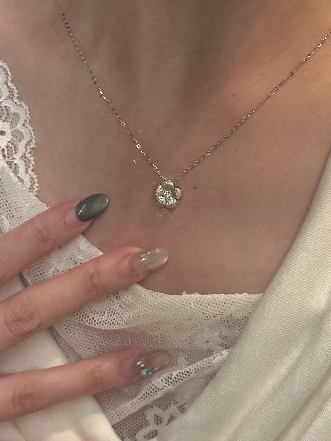 LolaWhite "Blooming Fortune" S925 Sterling Silver Brushed Texture Solitaire Zircon Floral Necklace