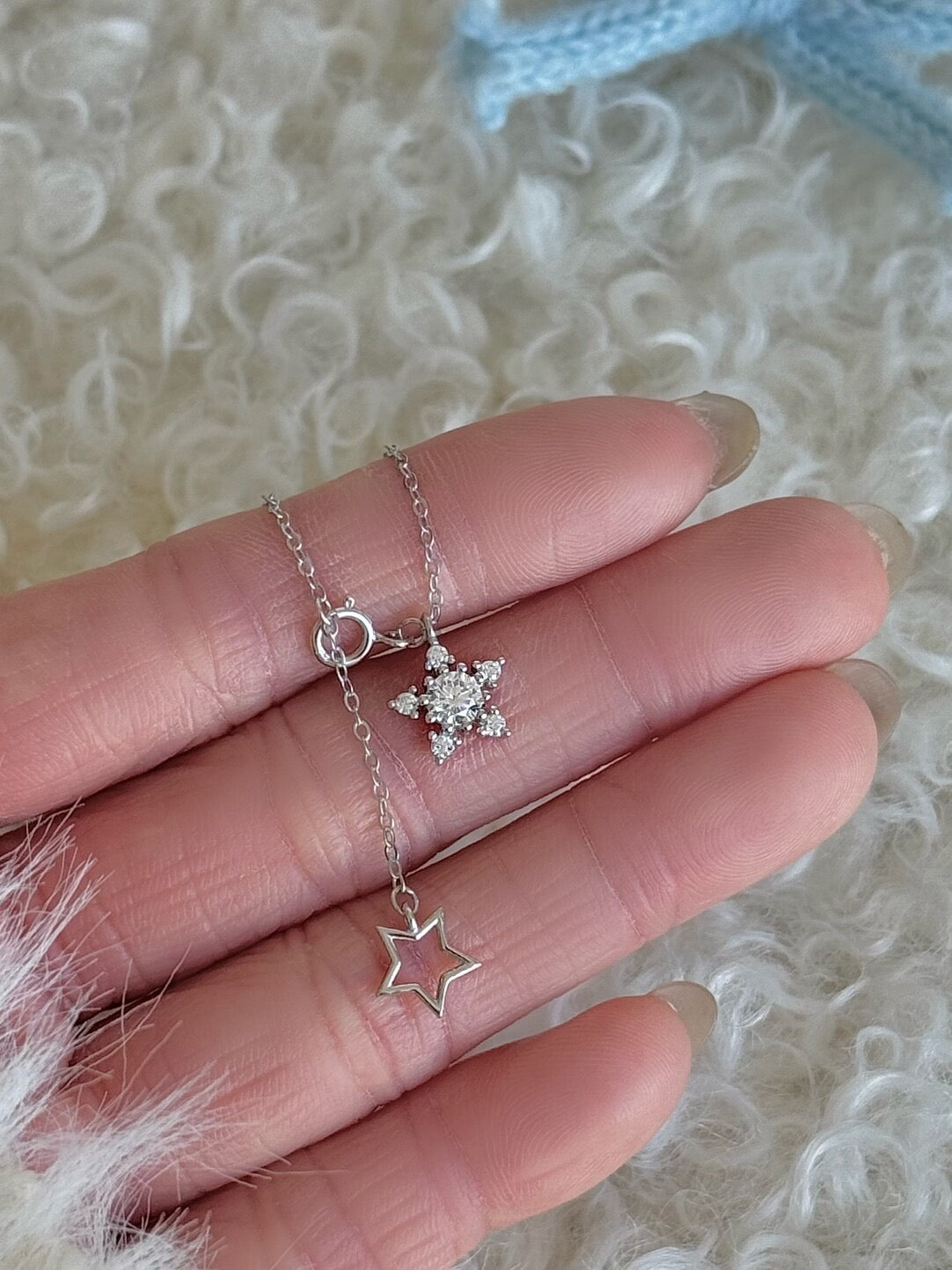 LolaWhite "트윈 스타" S925 스털링 실버 14K 골드 도금 풀 지르콘 스타 펜던트 목걸이 - 유니크한 인스 스타일