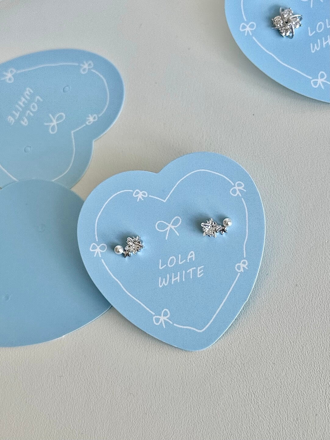 롤라화이트 스타 &amp; 펄 S925 스털링 실버 14K 골드 도금 스터드 귀걸이 - 한국 스타일, 섬세함, 개성 있는 디자인