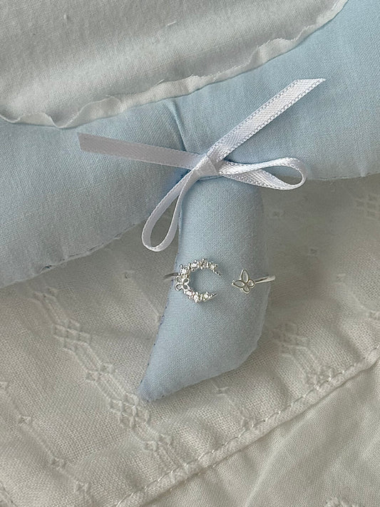 LolaWhite "Moon Butterfly Dance" Solid S999 Pure Silver Moon & Butterfly Openwork Ring - Korean Sweet Style