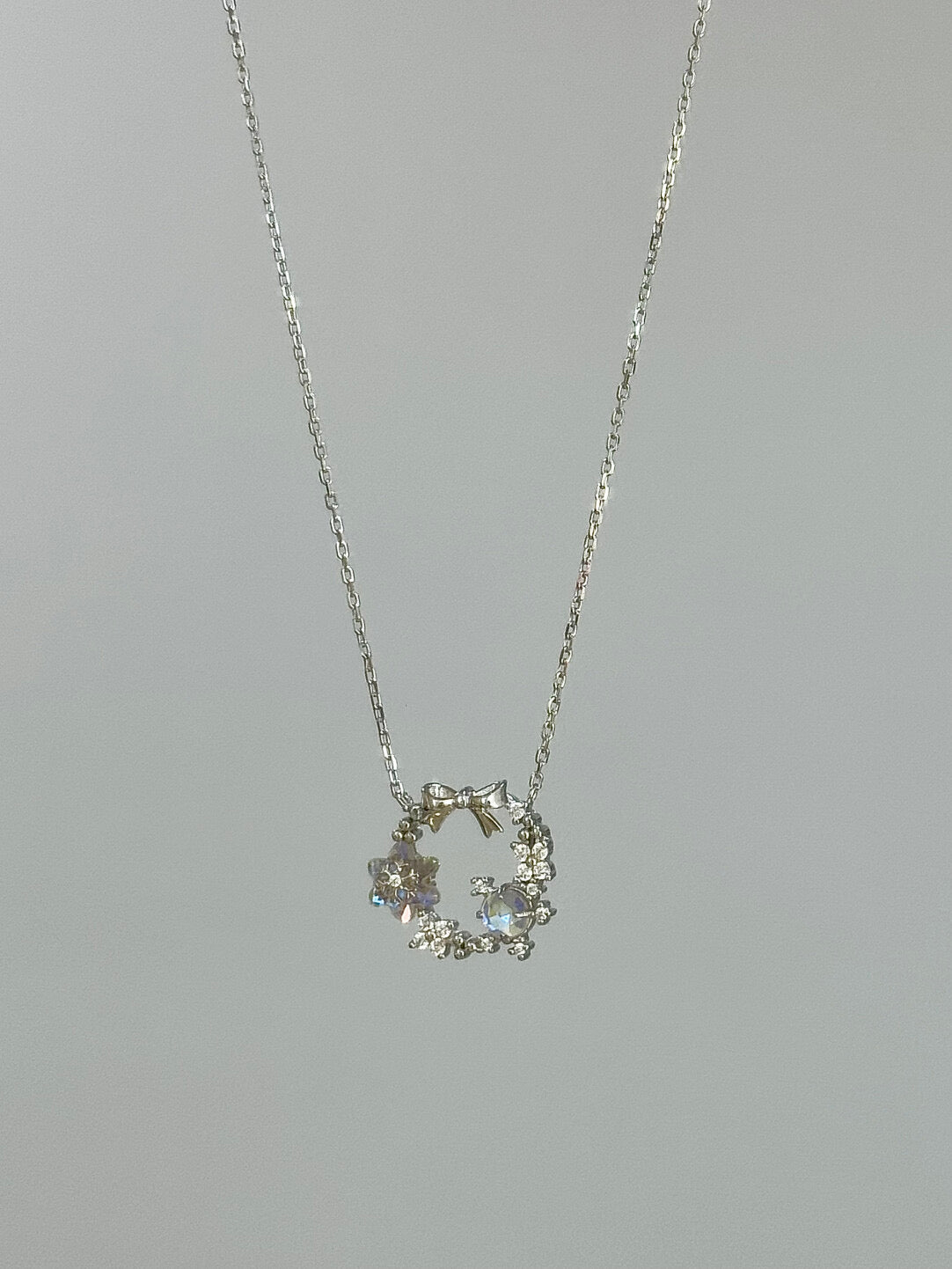 DearLola "Moonlit Garden" S925 Sterling Silver Moon & Floral Wreath Necklace - Dreamy Auroral Glow & Ethereal Elegance