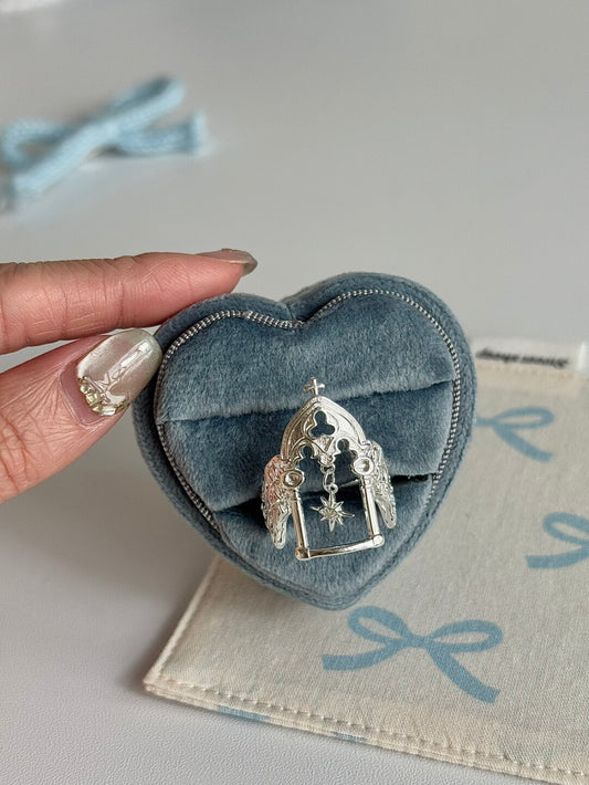 LolaWhite "Starlight Through the Window" Vintage Window Ring with Starry Sparkle - Unique, Artistic & Sophisticated