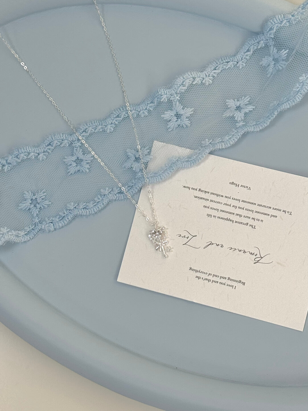 LolaWhite "Love's Sweet Scepter" Solid S999 Sterling Silver Heart-shaped Pendant with Crystal Rhinestones Collarbone Necklace - Sweet, Light Luxury & Elegant