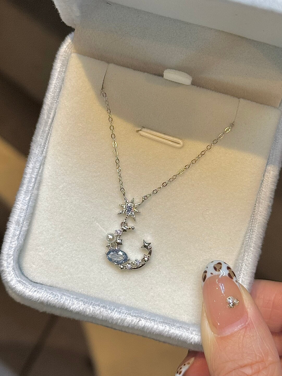 LolaWhite "Lunar Tides" S925 Sterling Silver Moon & Eight-Pointed Star Collarbone Necklace - Versatile Korean Style